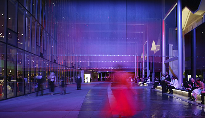 Exterior_K_Prom_water_lights_people_credit_GLoveridgeGGN.jpg